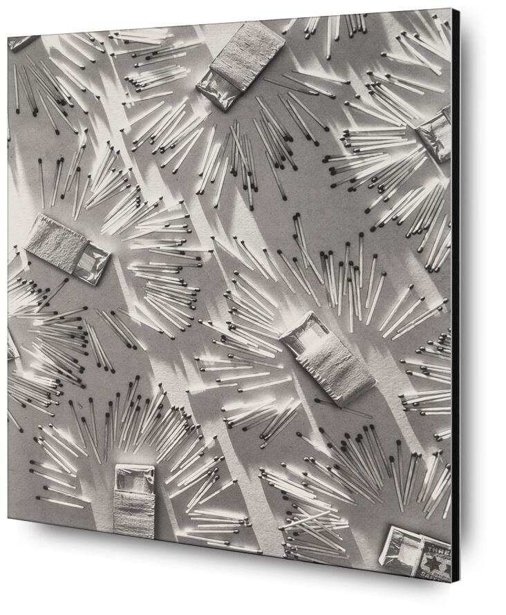 Juxtaposition from Fine Art, Prodi Art, edward steichen, Steichen, black-and-white, matches, cigarettes, tobacco store