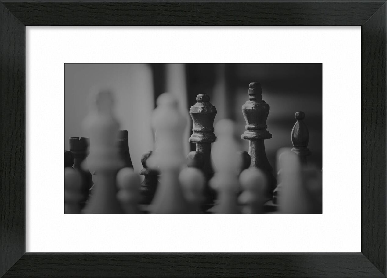 La partie de Aliss ART, Prodi Art, pièces d'échec, reine, pion, jeu psychologique, Chevalier, Roi, Jeu, échiquier, échecs, jeu de plateau, stratégie, noir et blanc
