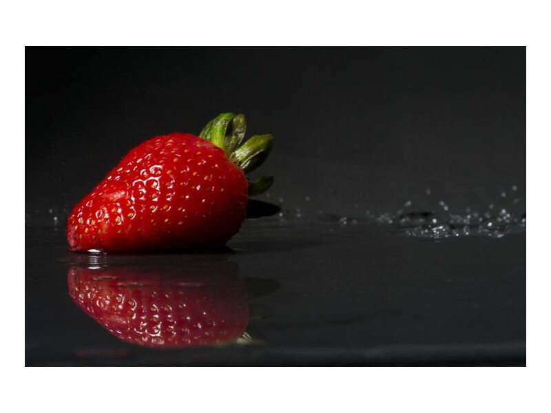 La fraise de Pierre Gaultier, Prodi Art, images, domaine, public, humide, doux, fraise, la vie, encore, réflexion, rouge, juteux, fruit, fraîcheur, Frais, nourriture, gourmet, délicieux, gros plan, baie